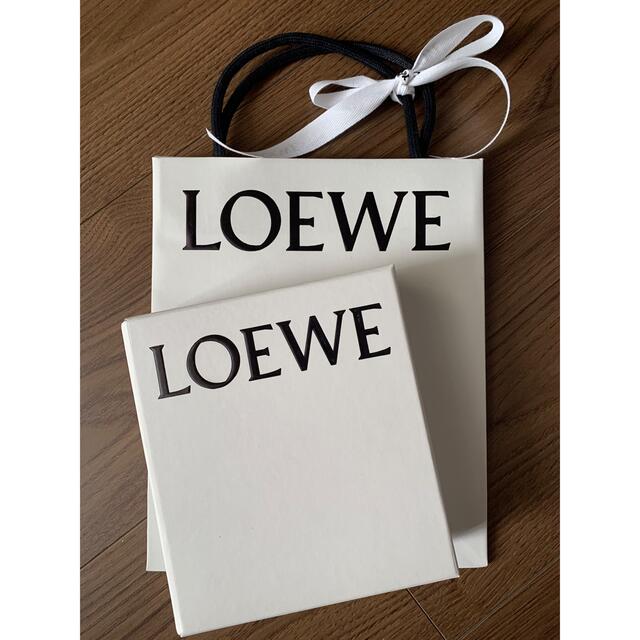 注目ブランド LOEWE - LOEWE×スタジオジブリ『千と千尋の神隠し