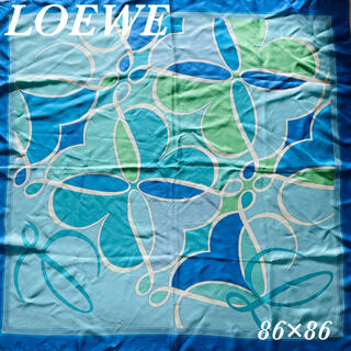 ロエベ(LOEWE)のロエベ　シルク　スカーフ　ブルー系　箱付　タグあり(バンダナ/スカーフ)