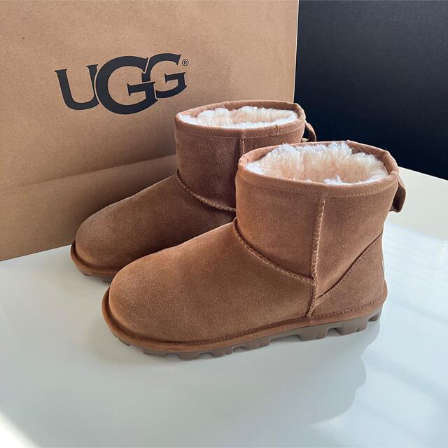 UGG 美品 23cm - モカシン