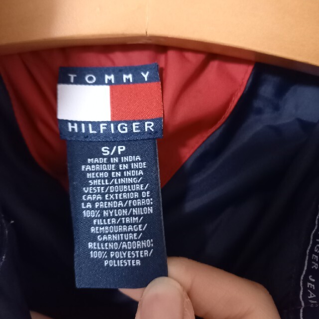TOMMY HILFIGER(トミーヒルフィガー)のトミーヒルフィガー ヴィンテージ 中綿 ジャケット 赤 レッド レディースのジャケット/アウター(ダウンジャケット)の商品写真