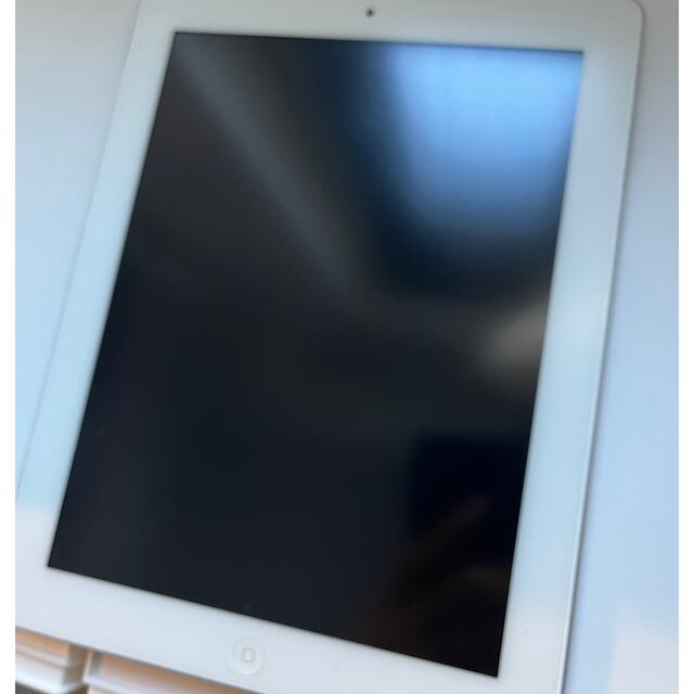 iPad(アイパッド)の【値下】iPad 第二世代　WiFiモデル 32G ホワイト スマホ/家電/カメラのPC/タブレット(タブレット)の商品写真