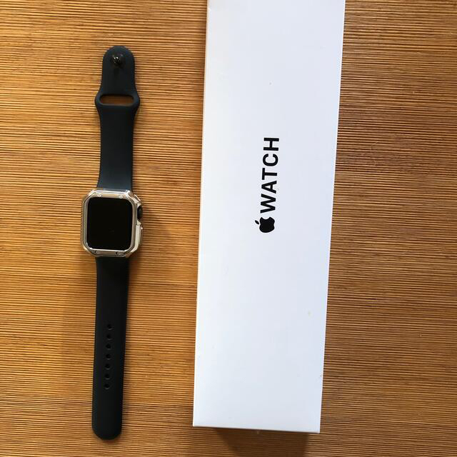 Apple Watch - Apple Watch SE GPSモデル 40mm スペースグレイアルミニウムの通販 by mdpjt's shop｜ アップルウォッチならラクマ