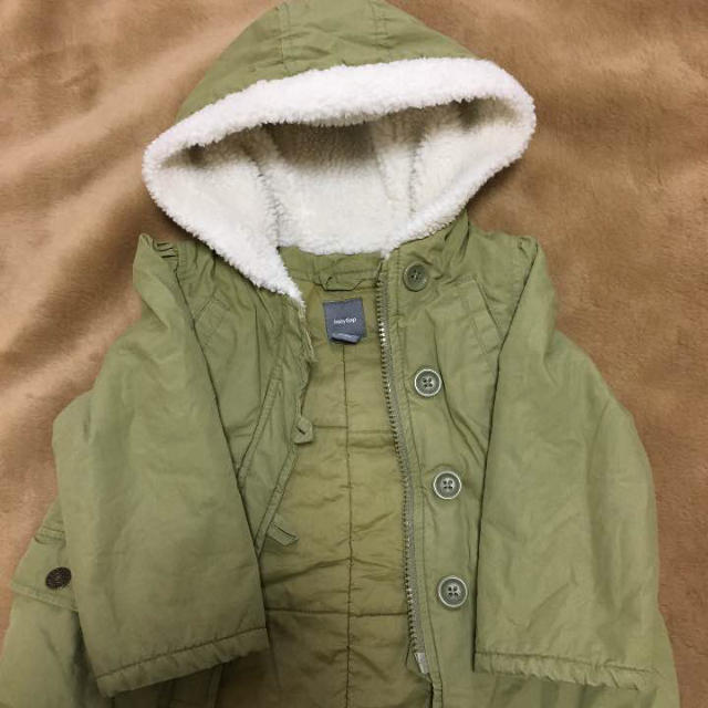 babyGAP(ベビーギャップ)のbaby gap ミリタリーコート キッズ/ベビー/マタニティのキッズ服男の子用(90cm~)(コート)の商品写真