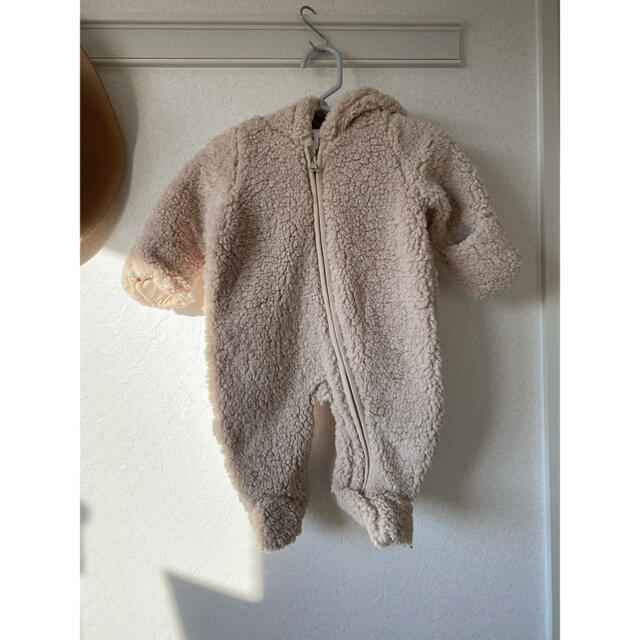 babyGAP(ベビーギャップ)のくま耳もこもこアウター キッズ/ベビー/マタニティのベビー服(~85cm)(カバーオール)の商品写真