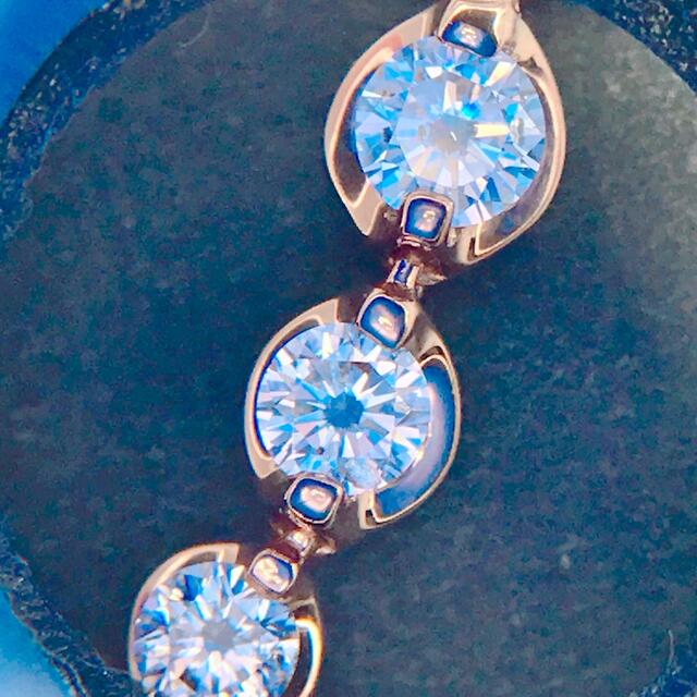 0.30ct トリロジー ダイヤモンドネックレス K18 デビアス 3ストーン