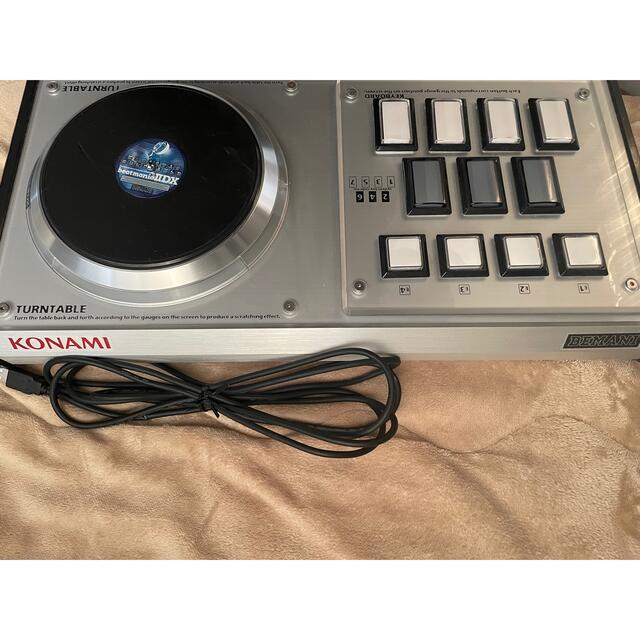 KONAMI(コナミ)のbeatmania ⅡDX 専用コントローラー プレミアムモデル エンタメ/ホビーのゲームソフト/ゲーム機本体(その他)の商品写真