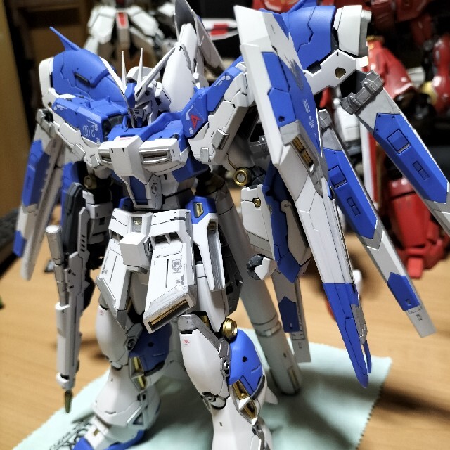 RG Hi-νガンダム　完成品