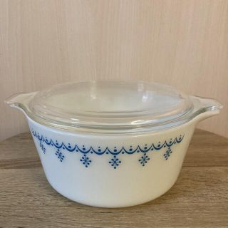 パイレックス(Pyrex)のオールドパイレックス　キャセロール　スノーフレーク(食器)