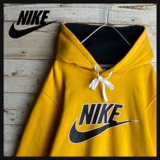 ナイキ(NIKE)の【人気Lサイズ】NIKE☆センターロゴ入りパーカー　オーバサイズ　入手困難(パーカー)