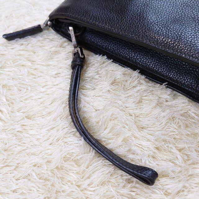 最安値で PRADA クラッチバッグ レザー 2VF001 ロゴプレート 大容量 人気商品販売価格 PRADA クラッチバッグ ブラック 大容量 ロゴプレート 2VF001 レザー その他
