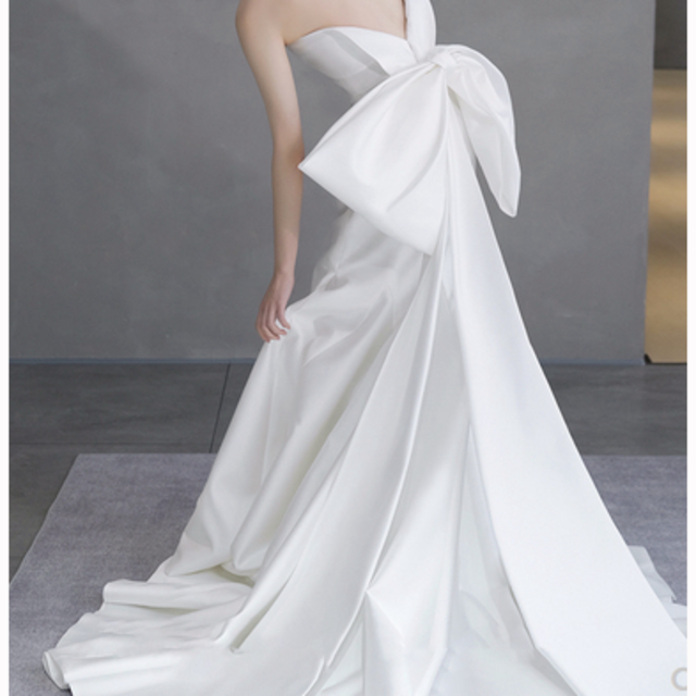 人気大きなリボン トレーン 結婚式 ヘッドドレス シアーな美しさ 背中見せ