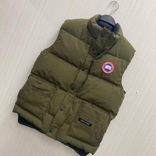 カナダグース(CANADA GOOSE)のCANADA GOOSE ダウンベスト カーキ Sサイズ(ダウンベスト)