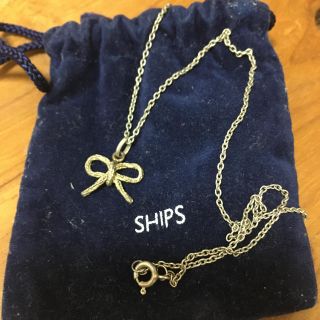 シップス(SHIPS)のリボンのモチーフのネックレス(ネックレス)