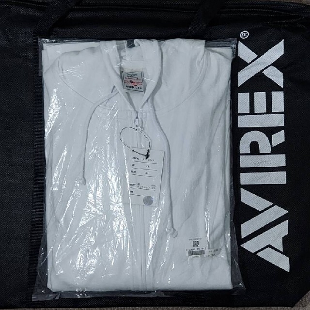 AVIREX(アヴィレックス)のAVIREX アヴィレックス　福袋　XL　4点セット　新品 メンズのトップス(Tシャツ/カットソー(七分/長袖))の商品写真