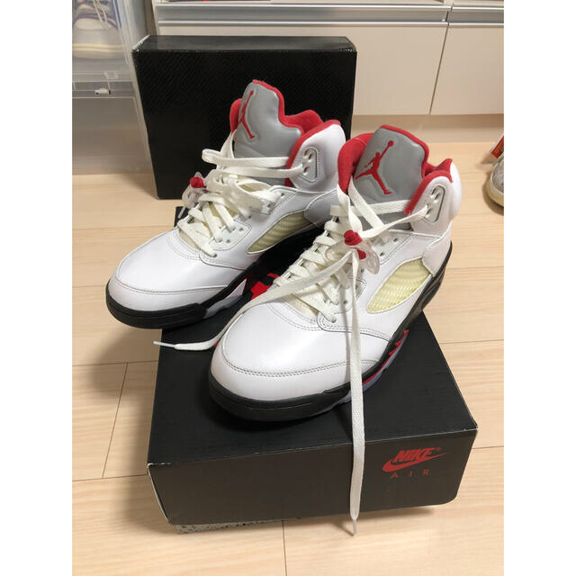 NIKE(ナイキ)のNIKE AIR JORDAN 5 RETRO "FIRE RED" 流川モデル メンズの靴/シューズ(スニーカー)の商品写真