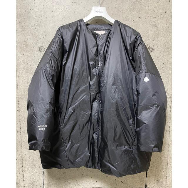 MONCLER(モンクレール)の今季完売 MONCLER HYKE ダウン レディースのジャケット/アウター(ダウンジャケット)の商品写真