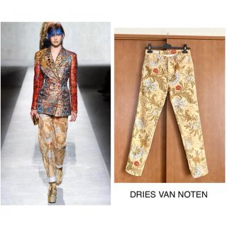 ドリスヴァンノッテン(DRIES VAN NOTEN)のレア! 超美品★ドリスヴァンノッテン 20ss フラワープリント デニムパンツ(カジュアルパンツ)