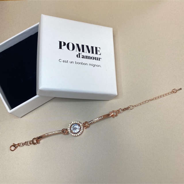 【週末セール】【美品】【箱付き】POMME d'amour ブレスレット レディースのアクセサリー(ブレスレット/バングル)の商品写真