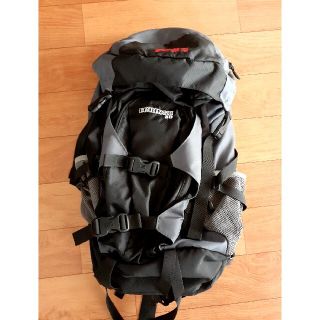 ヒート 【ミレー(MILLET)】登山バッグ65L+10レインカバー付 【超美品