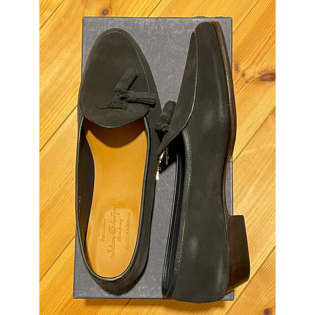 新品未使用ジャランスリワヤ ベルジャンローファー スエード UK8.5 27cm メンズの靴/シューズ(スリッポン/モカシン)の商品写真