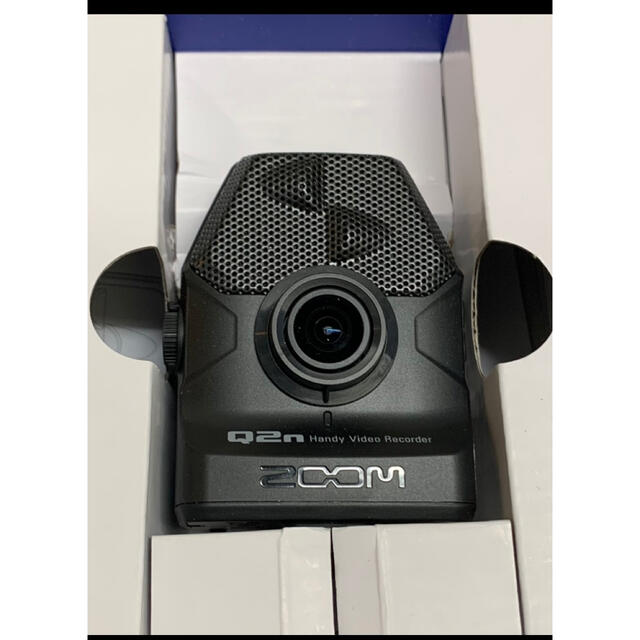 ZOOM Q2n本体と専用ソフトシェルケース「APQ-2n」付きスマホ/家電/カメラ