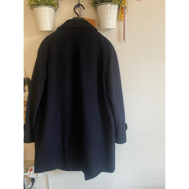 定価8万 最高級カシミヤ100% ブラック ミドル丈 ステンカラーコート メンズのジャケット/アウター(ステンカラーコート)の商品写真