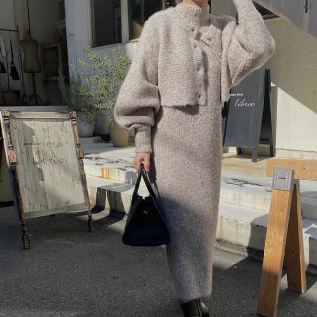 willfully ウィルフリー 2ピースニットワンピ 数量は多い 72.0%OFF