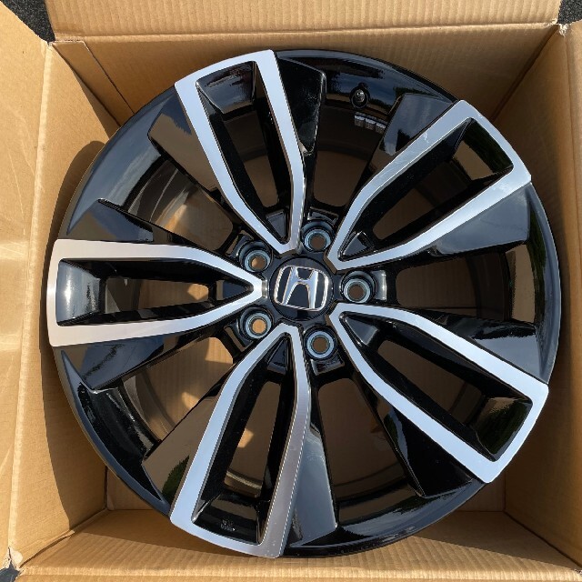 ホンダ 新型ヴェゼル 純正ホイール 18インチ 新品 4本セット車 ホンダ 新型ヴェゼル 純正ホイール 18インチ 新品 4本セット車