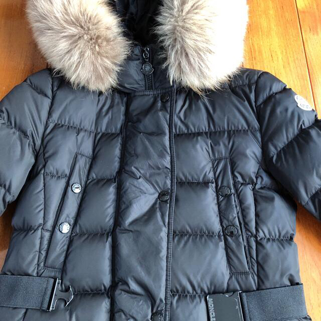 MONCLER(モンクレール)の【値下げ】★MONCLER★ダウンコートクロエ0(7号)ブラック★確認済み レディースのジャケット/アウター(ダウンコート)の商品写真