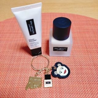 シュウウエムラ(shu uemura)の土日お値下げ中♡shuuemuraファンデ下地セット(ファンデーション)