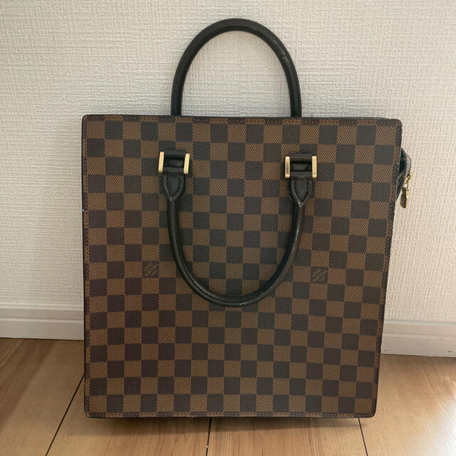 LOUIS VUITTON(ルイヴィトン)の正規品　ルイヴィトンダミエヴェニス レディースのバッグ(トートバッグ)の商品写真