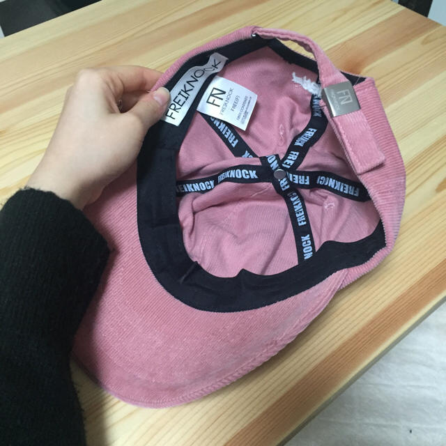 ※A様取り置き商品 EXO愛用 Freiknock キャップ💓 レディースの帽子(キャップ)の商品写真