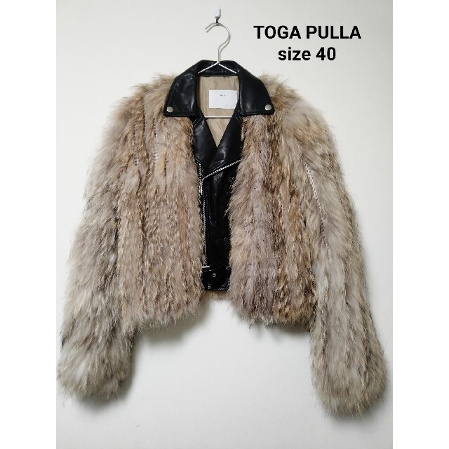 TOGA PULLA フェイクファー付きミリタリーコート 限定 インターネット