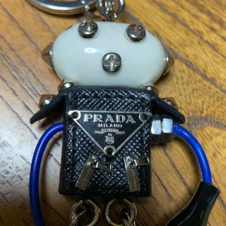 PRADA ロボットキーホルダー キーリング プラダの通販 by *･゜ﾟ