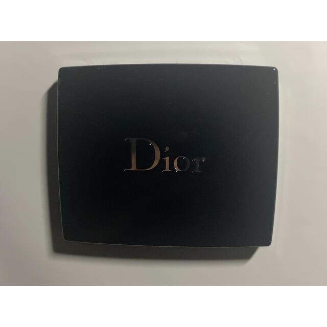 Christian Dior(クリスチャンディオール)の【Dior】 トリオブリック　アイシャドウ833 ミネラルローズ コスメ/美容のベースメイク/化粧品(アイシャドウ)の商品写真