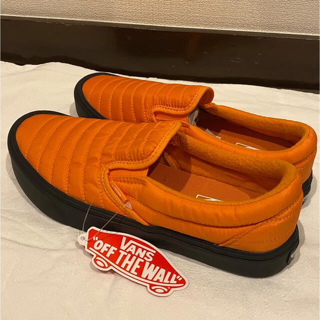 VANS(ヴァンズ)の未使用VANSスリップオンUltracushキルティングオレンジ26.5 メンズの靴/シューズ(スニーカー)の商品写真