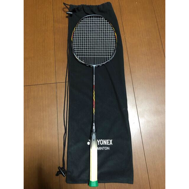 YONEX バドミントンラケット　　　　　　　　　　ナノフレア 800 3UG5