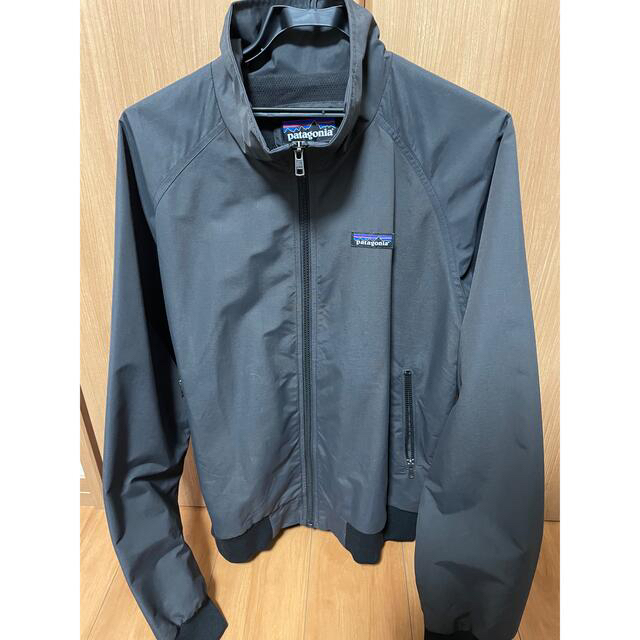 patagonia(パタゴニア)のパタゴニア　バギーズジャケット　L ブラック メンズのジャケット/アウター(ナイロンジャケット)の商品写真