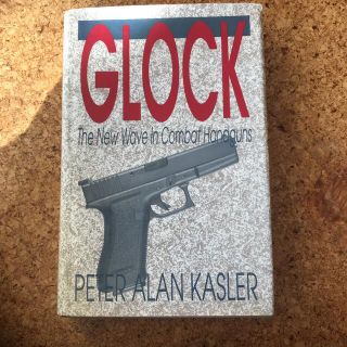 洋書　GLOCK The new wave in combat handguns(その他)