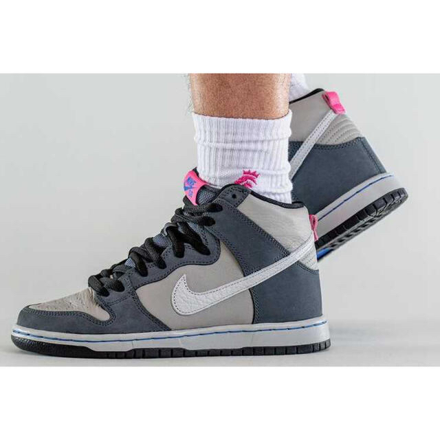 NIKE(ナイキ)のNike SB Dunk High Pro Medium Grey 29.0cm メンズの靴/シューズ(スニーカー)の商品写真