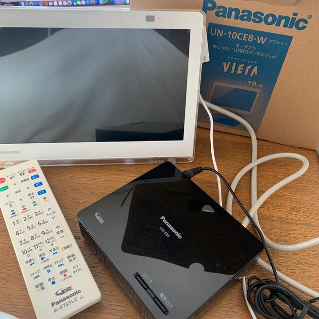 パナソニック 10V型 ポータブル プライベートビエラ ホワイト パナソニック 10V型 ポータブル プライベートビエラ ホワイト