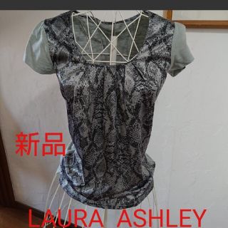 ローラアシュレイ(LAURA ASHLEY)の週末セール❗【新品、送料無料】ローラアシュレイ カットソー、タグ付き(カットソー(半袖/袖なし))