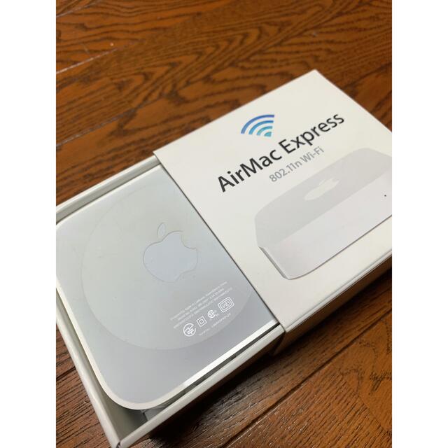 Mac (Apple)(マック)の【正規品】AirMac Express スマホ/家電/カメラのPC/タブレット(PC周辺機器)の商品写真