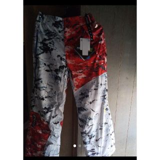 新品タグ付き PHENIX Snow Marble Pants サイズ L(ウエア)