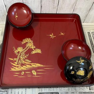 お膳セット 秋田 伝統工芸品 川連漆器 高級品 お食い初め お祝い 縁起 (食器)