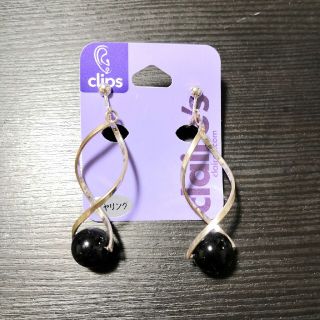 クレアーズ(claire's)の新品送料込！Claire's クレアーズ イヤリング素敵なデザインです！(イヤリング)