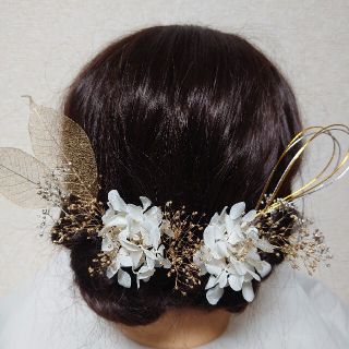 髪飾り ゴールド×ホワイト 結婚式 成人式 卒業式 ヘッドドレス(ヘッドドレス/ドレス)