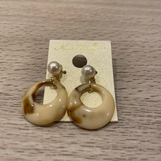 ピアス(ピアス)