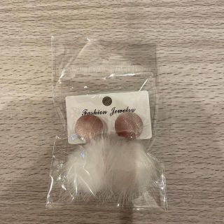 ふわふわピアス(ピアス)