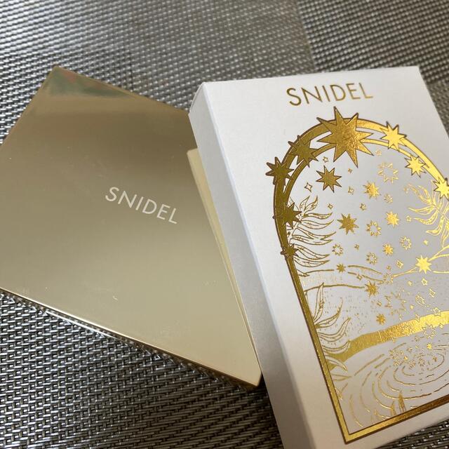 SNIDEL(スナイデル)のsnidel アイシャドウパレット コスメ/美容のベースメイク/化粧品(アイシャドウ)の商品写真